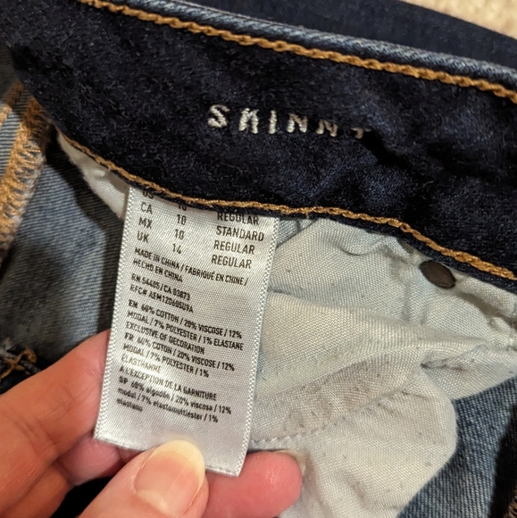 American Eagle jeans size 10R, skinny style - Picture 4 of 4